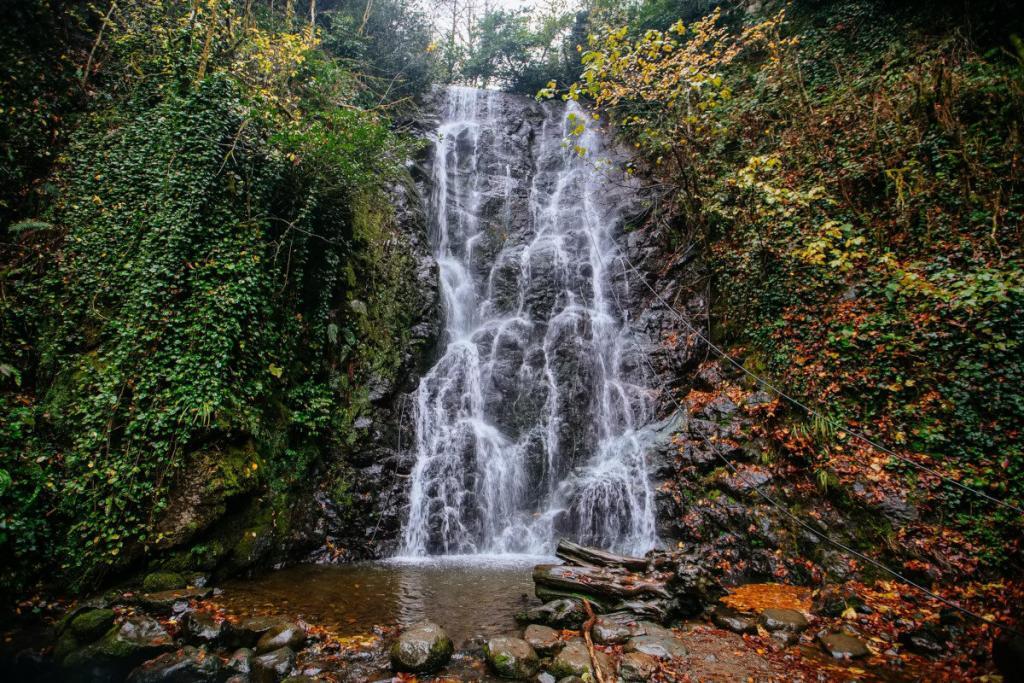 Mirveti cascade