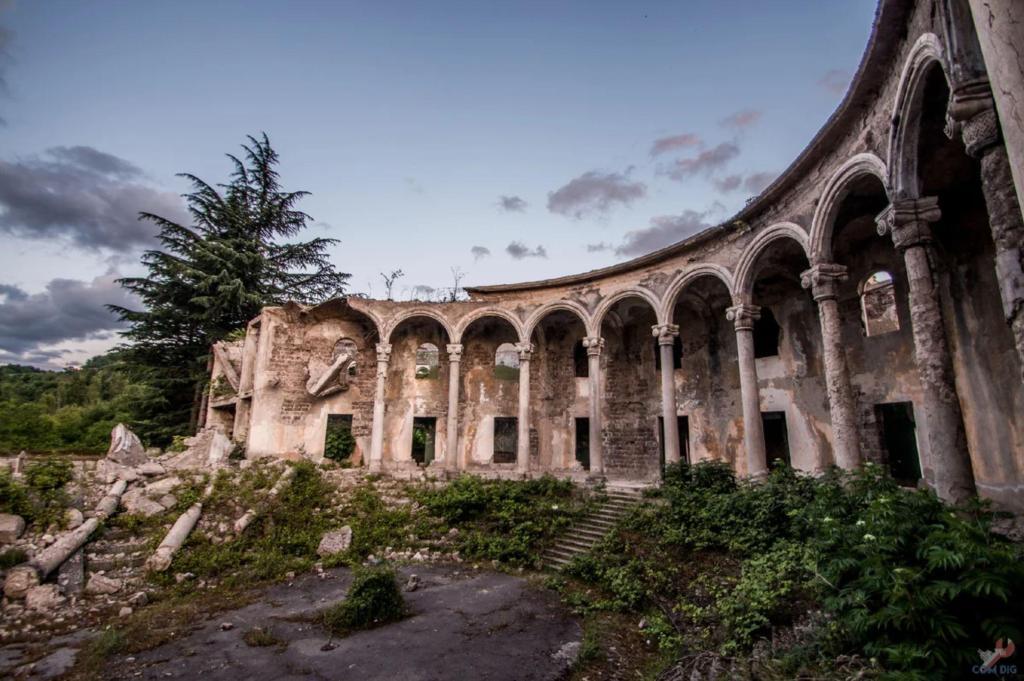 palais pionniers chiatura