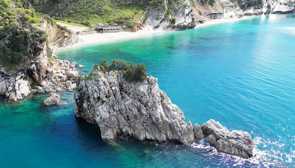 Plage de Pasqyra